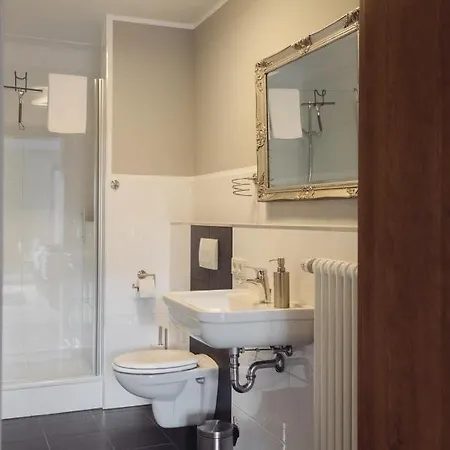 Altes Pfarrhaus Värdshus *